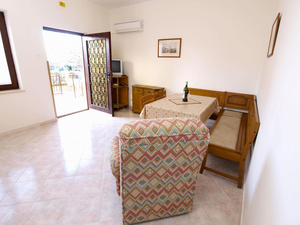 Apartments Angela 1001 法扎纳 外观 照片